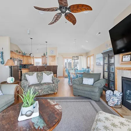 5701 - Coral Castle By Resort Realty